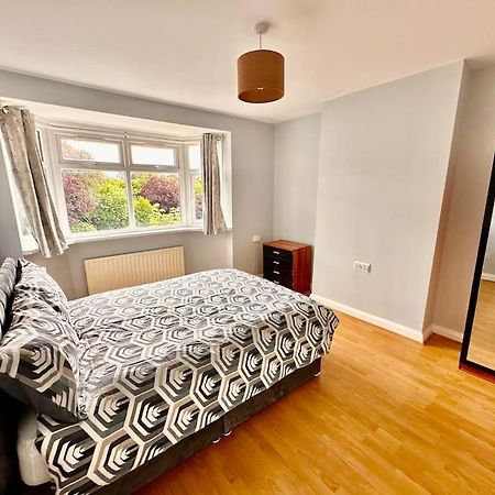 5 Bed Property In Se12 Londra Exterior foto