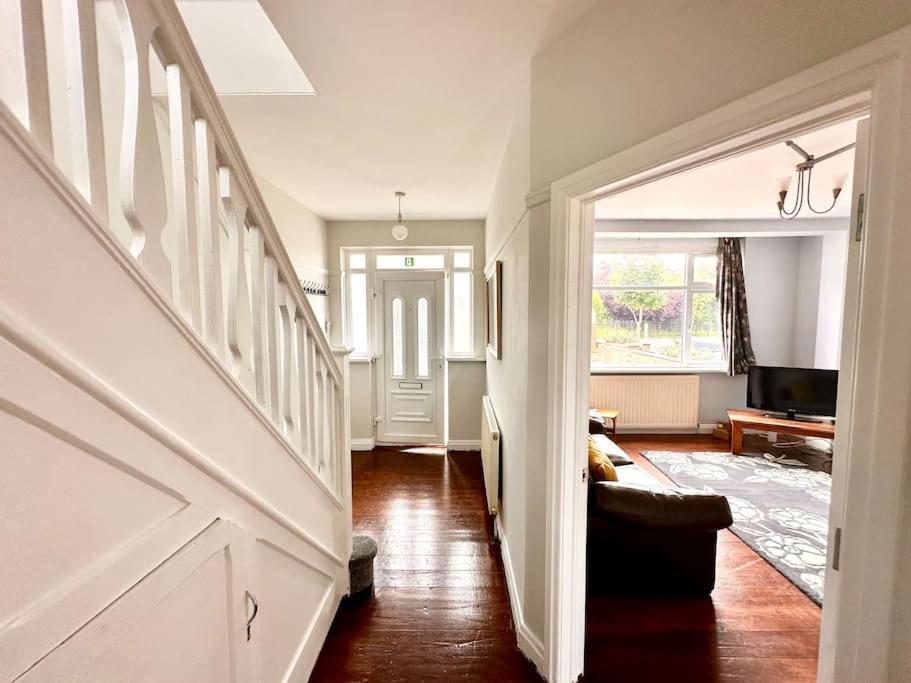 5 Bed Property In Se12 Londra Exterior foto